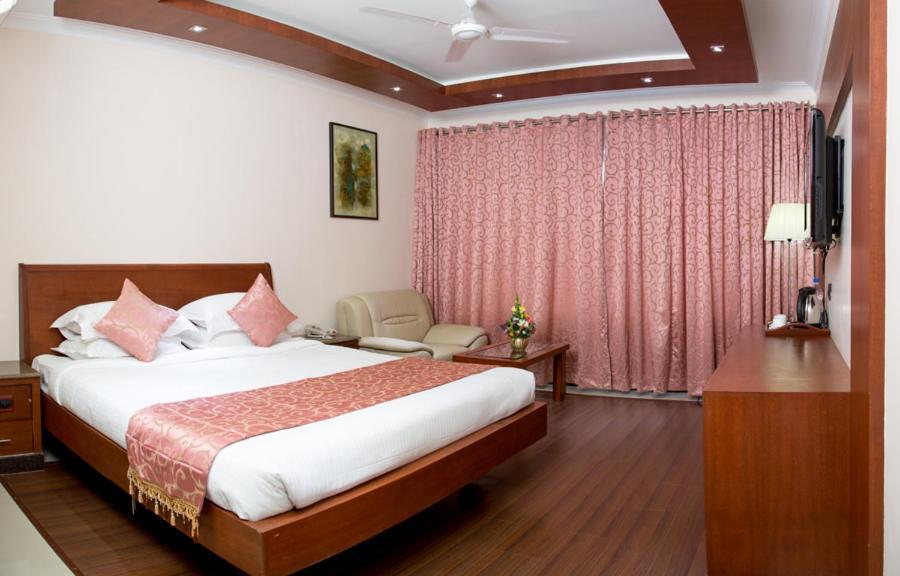 Chola Serviced Apartment Tiruchirappalli Exterior foto